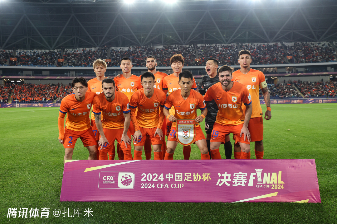 斯基拉:那不勒斯继续商谈引进阿德耶米,加纳乔7000万欧价格太高.